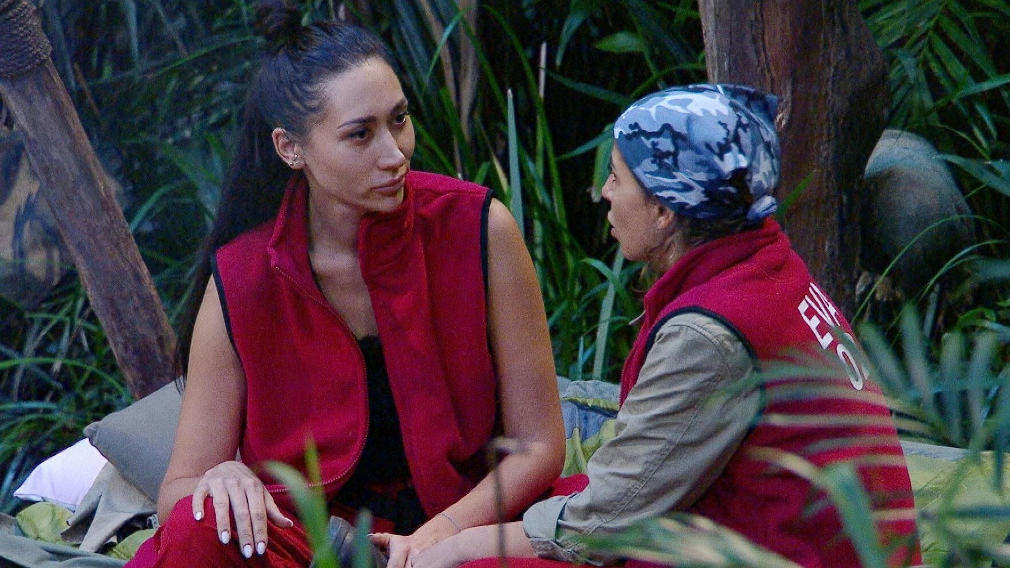 Heftiger Streit zwischen Eva Benetatou (r.) und Samira Yavuz.