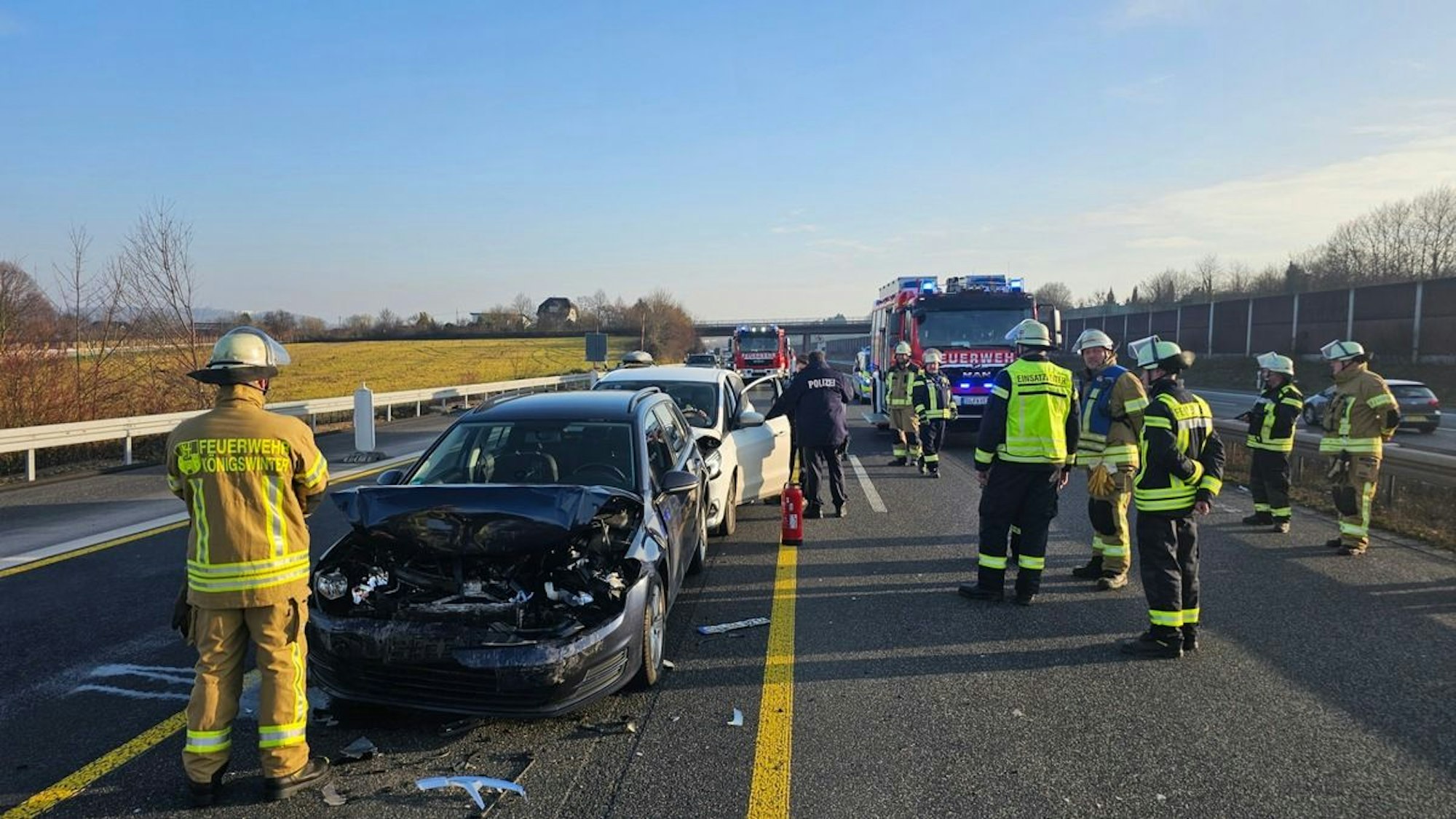 Auffahrunfall auf der A3 mit elf Verletzten.