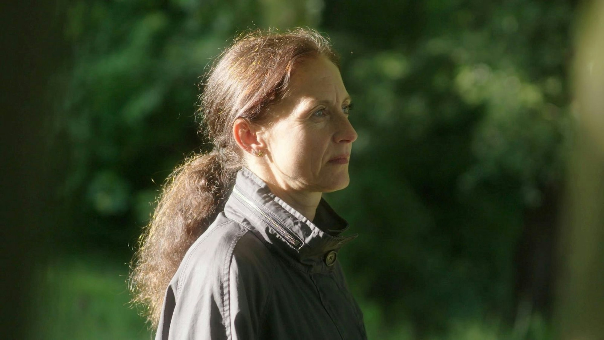 Der Mann von Anja Oldenburg verlor bei einem Unfall mit seinem Tesla sein Leben. (Bild: Beetz Brothers Film Production)