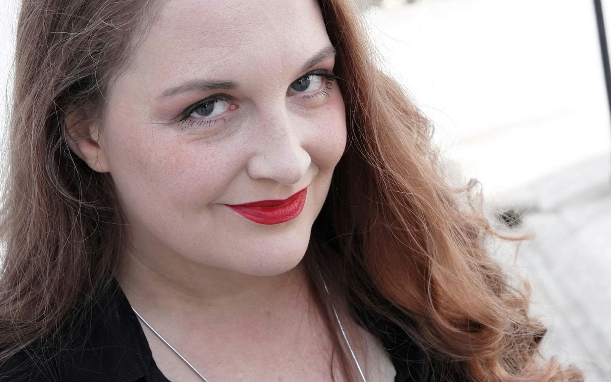 Ansichten eines Ex-Mädchens: Luci van Org arbeitet heute als Roman- und Drehbuchautorin. (Bild: Victor Hildebrand)