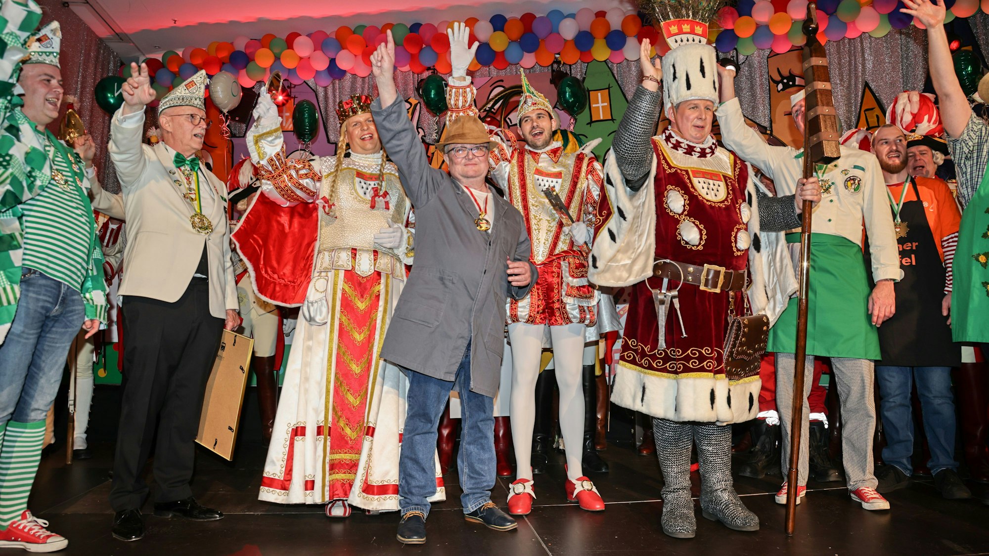 Das Kölner Dreigestirn zusammen mit Horst Müller.