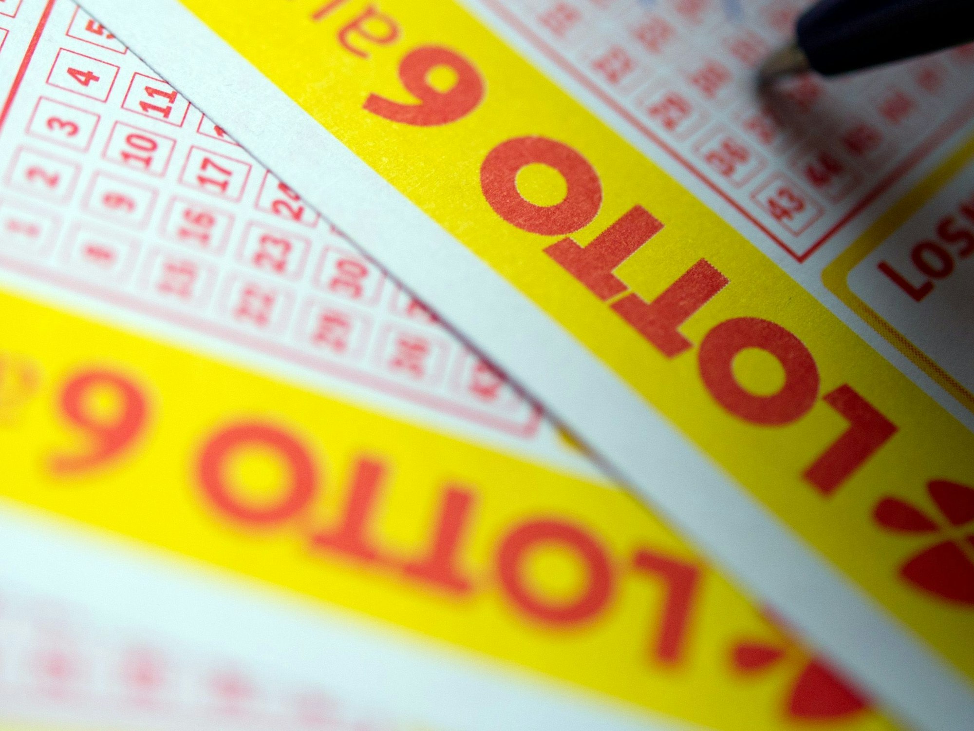 Zwei Lotto-Gewinner aus NRW knacken den Millionen-Jackpot.