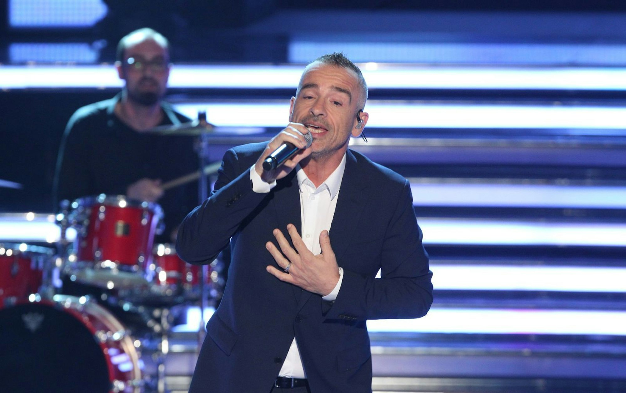 Die Wiener Fans von Eros Ramazzotti müssen auf ein geplantes und längst ausverkauftes Welttour-Konzert des italienischen Sängers verzichten. (Bild: 2015 Getty Images/Sebastian Willnow)