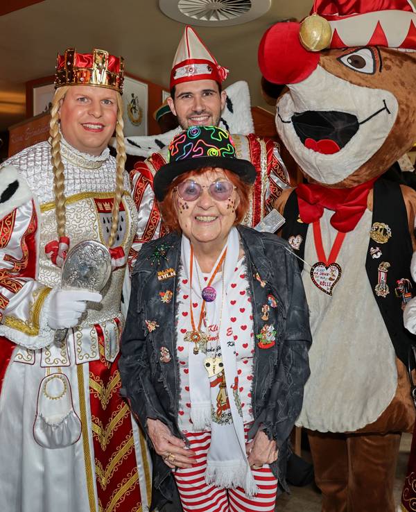 Juliane Pütz mit dem Kölner Dreigestirn.