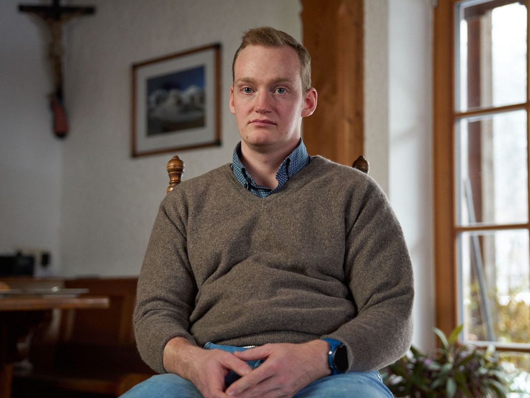 Obwohl es keine Beweise gibt, die ihn belasten, wird Sebastian T. für die Ermittler zum Hauptverdächtigen. (Bild: NDR/Thomas Bresinsky)