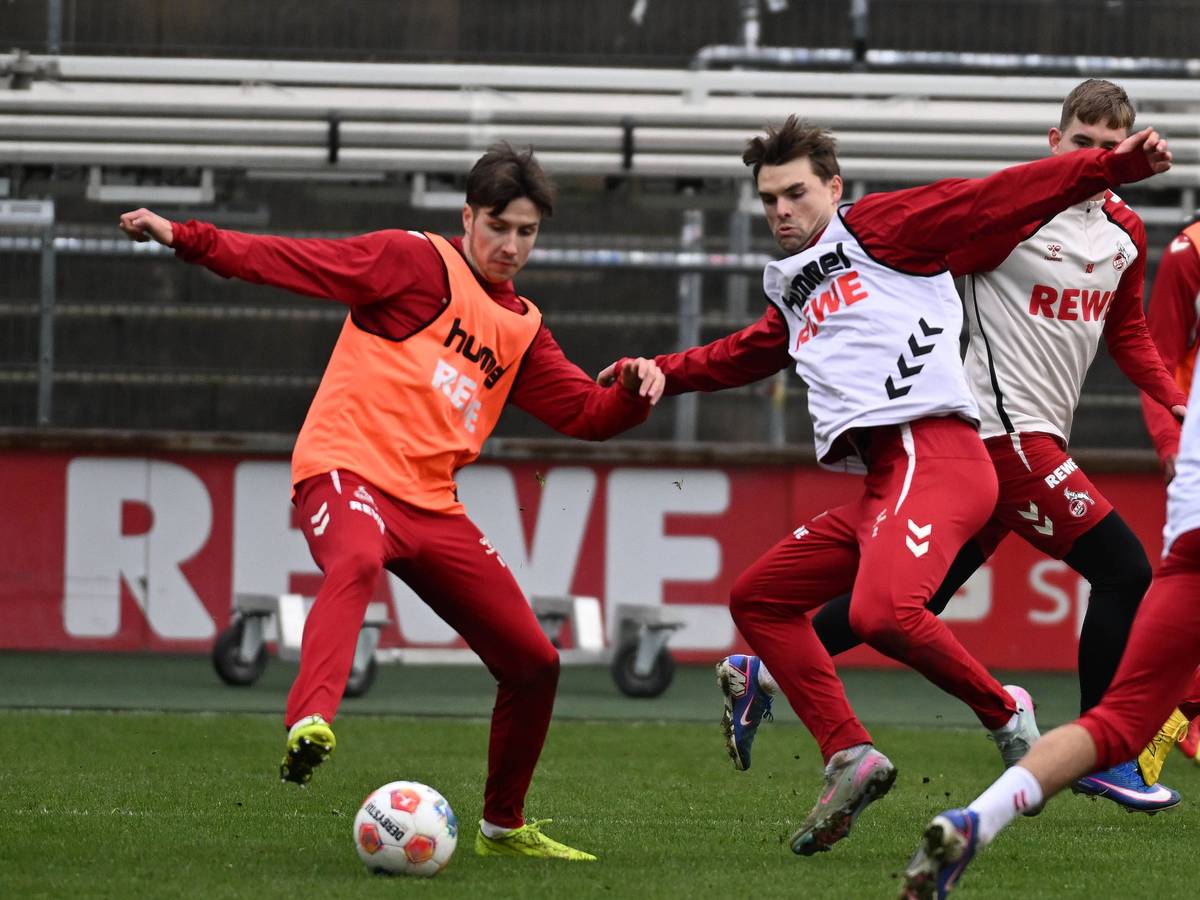 Joel Schmied im Duell mit Denis Huseinbasic.