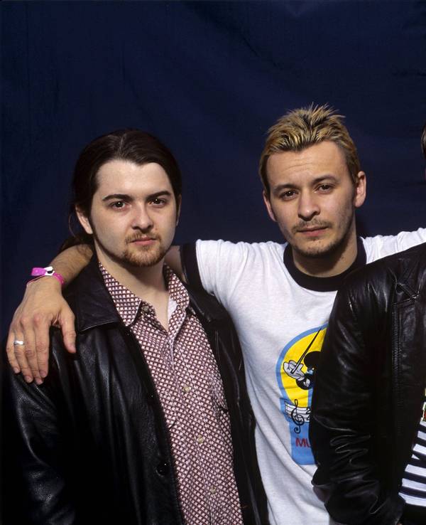 James Dean Bradfield, Nicky Wire, Richey Edwards und Sean Moore posieren.
