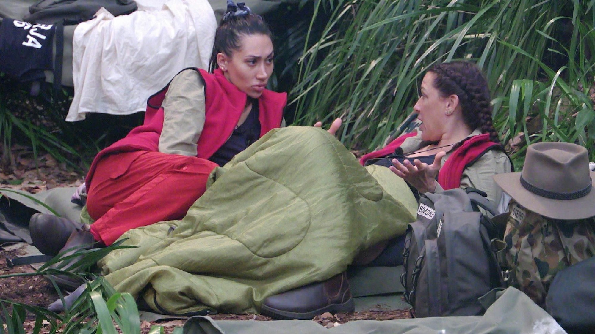 Samira Yavuz und Simone Ballack im RTL Dschungelcamp