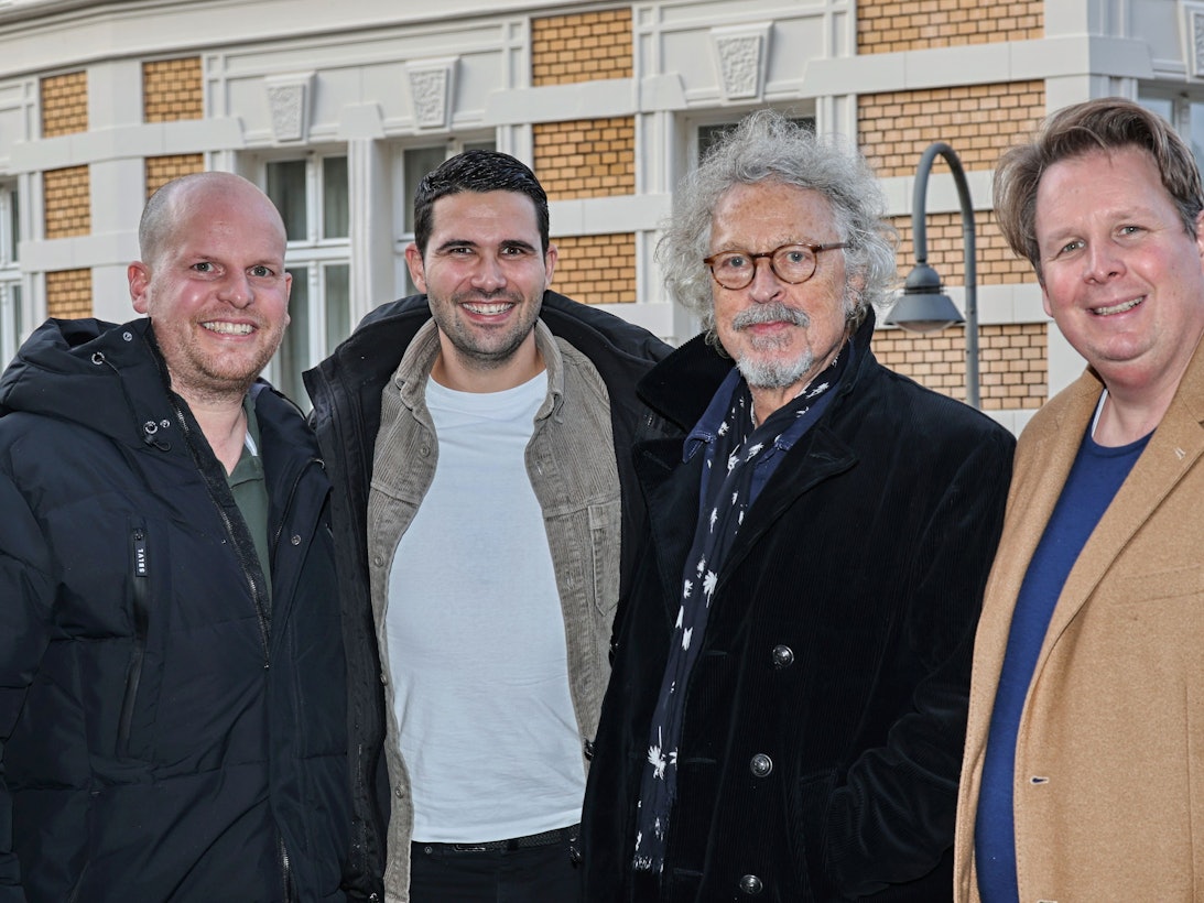 Das Kölner Dreigestirn zusammen mit Wolfgang Niedecken.