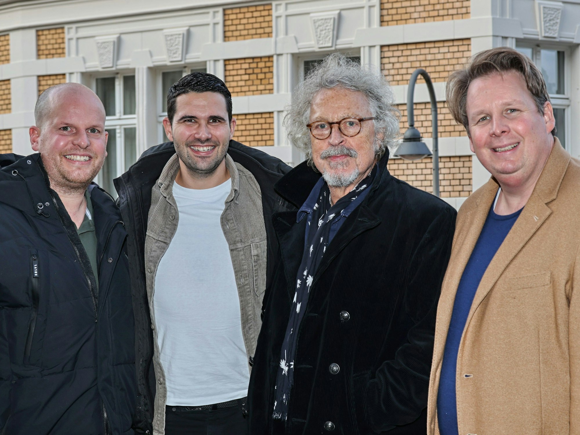 Das Kölner Dreigestirn zusammen mit Wolfgang Niedecken.