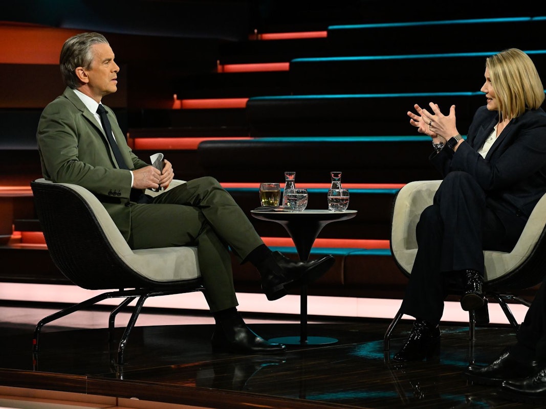 Politologin Catheryn Clüver Ashbrook warnte bei „Markus Lanz“ am Mittwochabend vor einem Überwachungsstaat, den die Trump-Administration gerade aufbaue. (Bild: ZDF / Markus Hertrich)