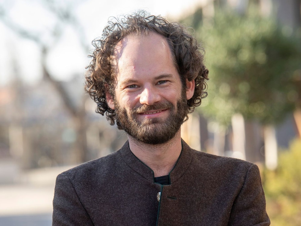 Maximilian Schafroth reiste für einen satirschen Sketch nach Grönland. Der kam bei den Einwohnerinngen und Einwohnern nicht gut an. (Bild: 2021 Getty Images/Hannes Magerstaedt)