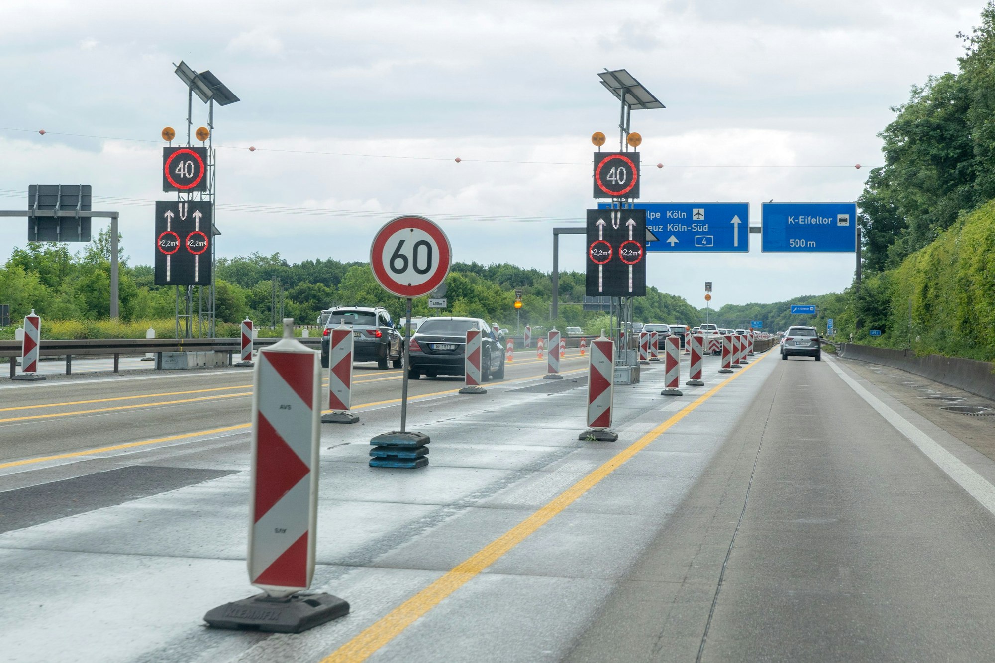 Die A4 an der Anschlussstelle Köln-Eifeltor ist zum Unfall-Schwerpunkt geworden.