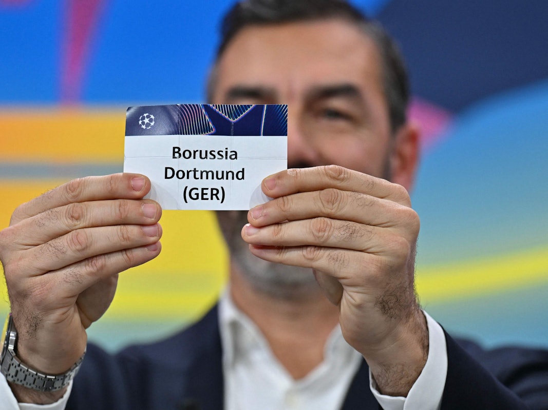 Borussia Dortmund spielt in der Zwischenrunde gegen Atalanta Bergamo.