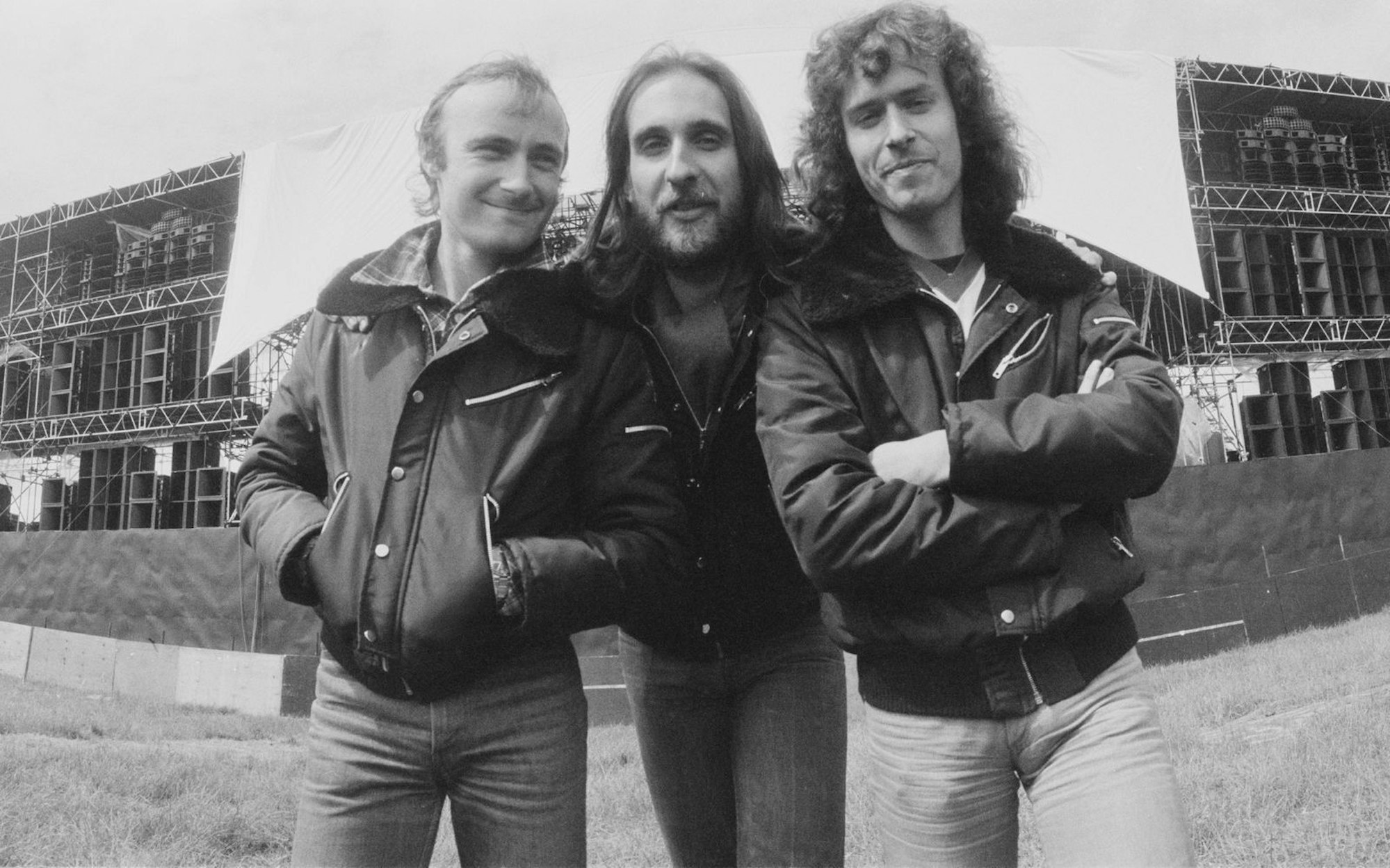 „And Then They Were Three“: Ende der 70er-Jahre schrumpften Genesis zum Trio - mit Phil Collins (links) als Frontmann. (Bild: Evening Standard/Hulton Archive/Getty Images)