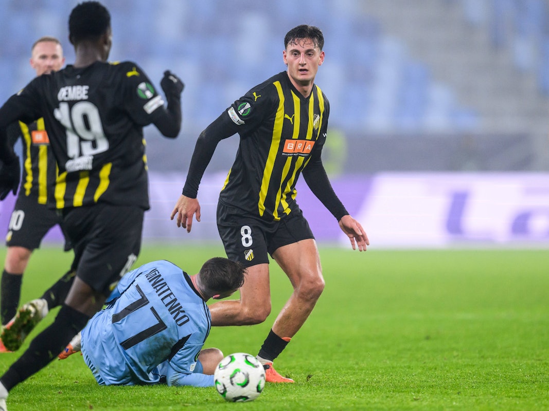 Häckens Silas Andersen in der Conference League gegen Slovan Bratislava.