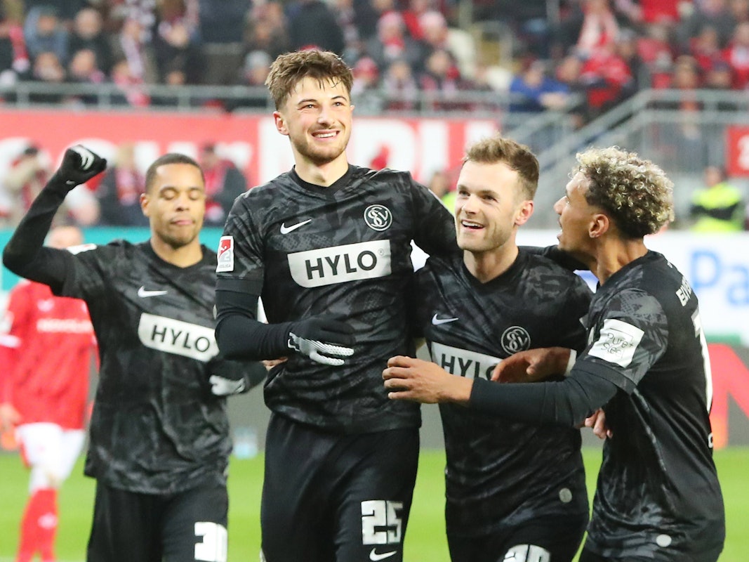 Torjubel bei der SV Elversberg.