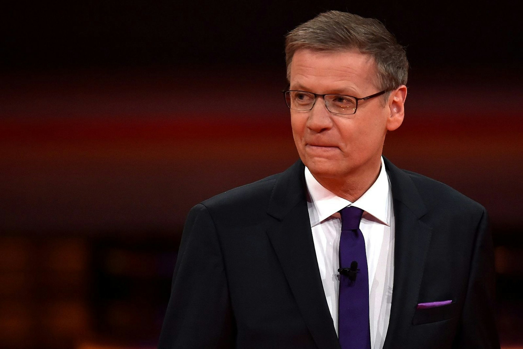 Günther Jauch rbeitete während seines Studiums nebenbei als Hausmeister. (Bild: Sascha Steinbach/Getty Images)