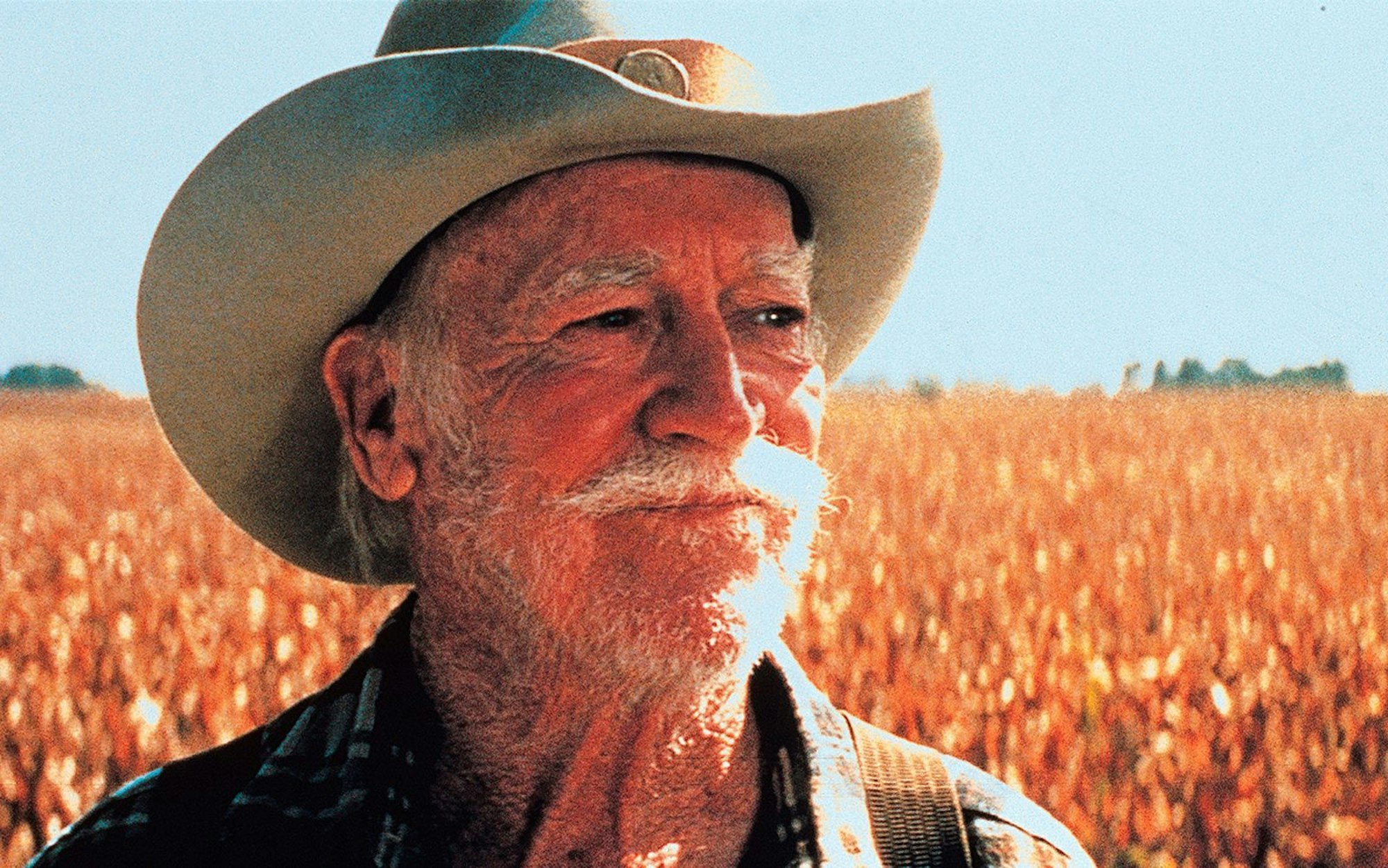 Alvin Straights (Richard Farnsworth) letztes Lebensziel: Frieden schließen mit seinem kranken Bruder. Auf dem Weg dorthin lässt er seiner Vergangenheit Revue passieren. (Bild: rbb/Picture Factory/Les Films Alain Sarde/Le Studio Canal+)