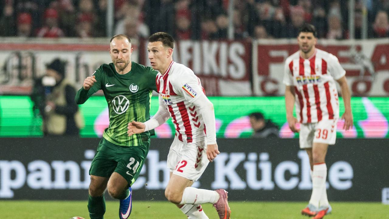 Kristoffer Lund im Duell mit Christian Eriksen.