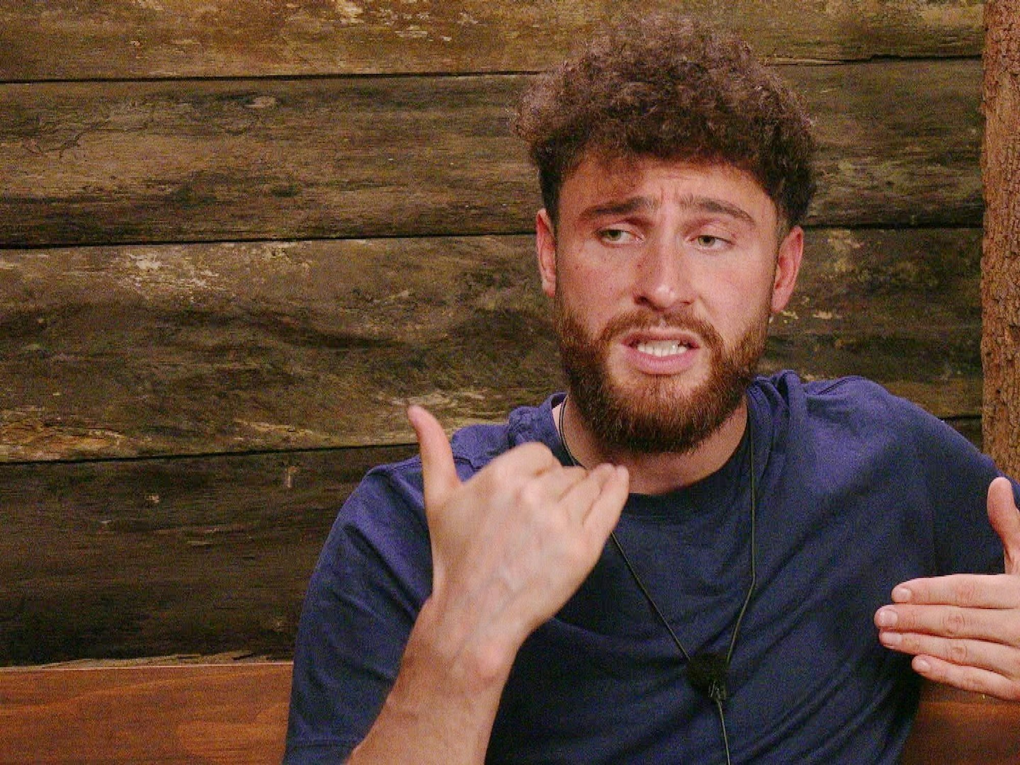 Umut Tekin öffnete im Dschungeltelefon sein Herz. Für die Zuschauer und Zuschauerinnen war das aber offenkundig zu wenig.