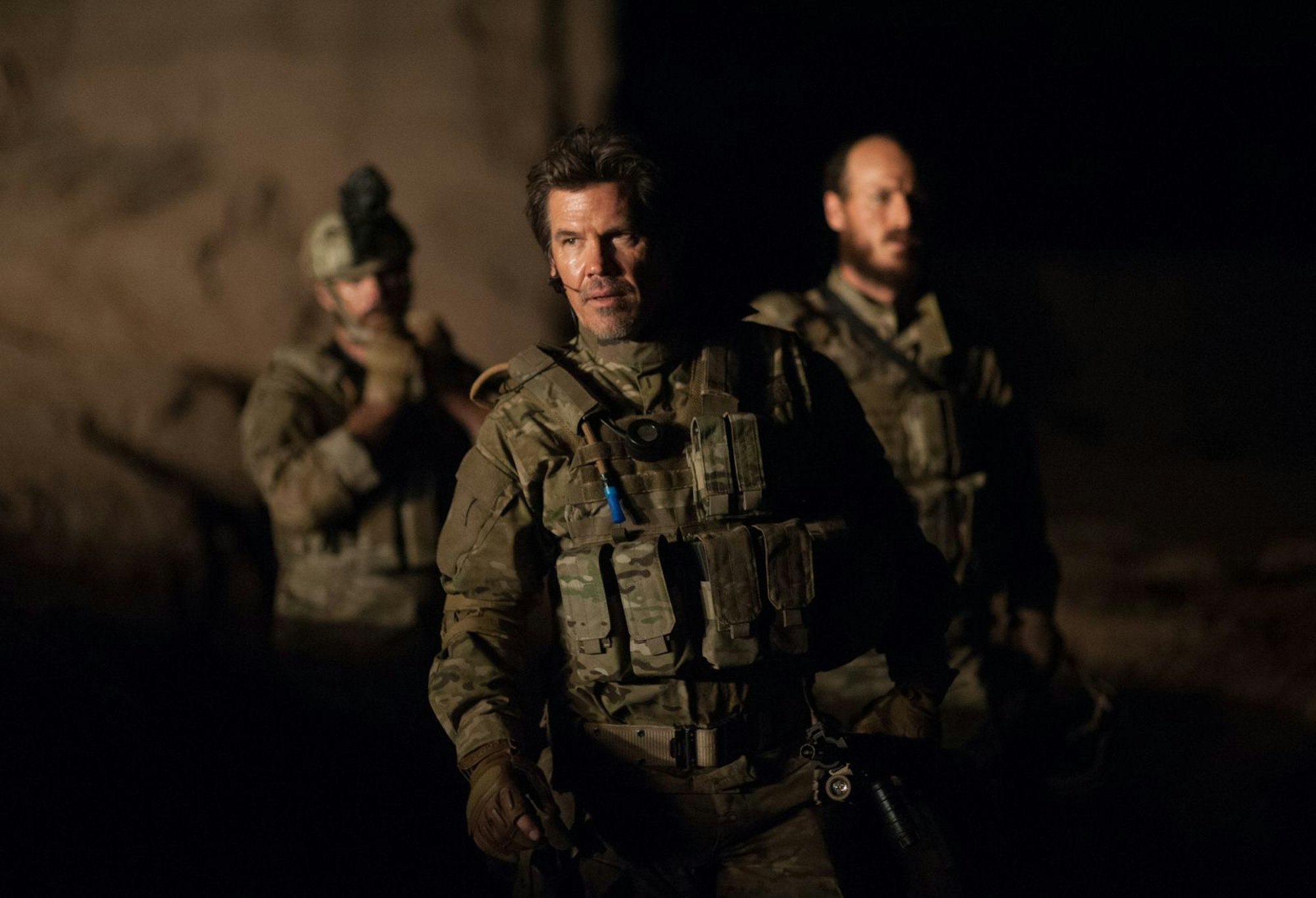 Matt (Josh Brolin) leitet für die US-Regierung einen gefährlichen Einsatz, der bis ins Nachbarland Mexiko führt. (Bild: 2015 Studiocanal GmbH / Richard Foreman)
