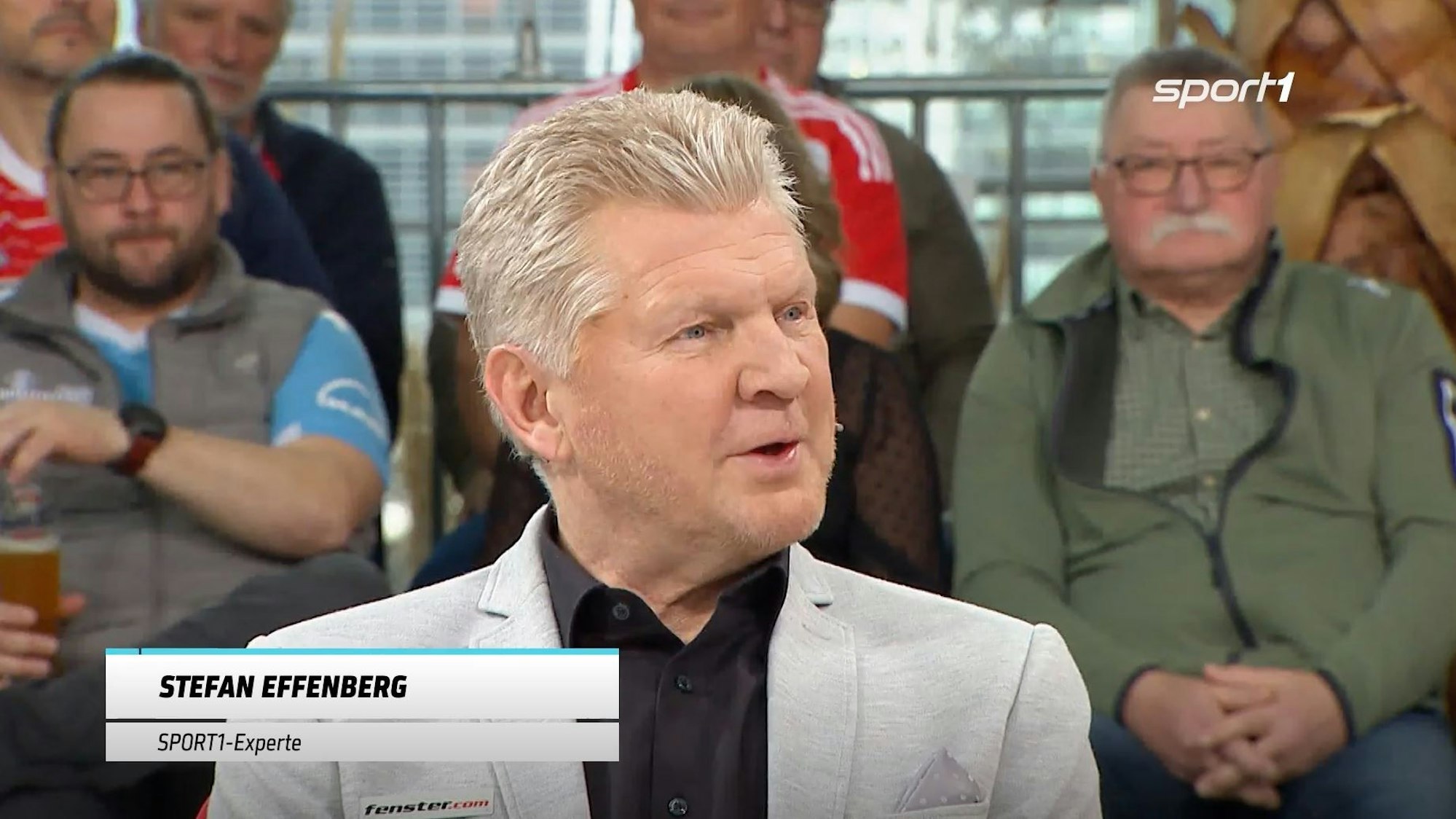 Stefan Effenberg spricht im Doppelpass.