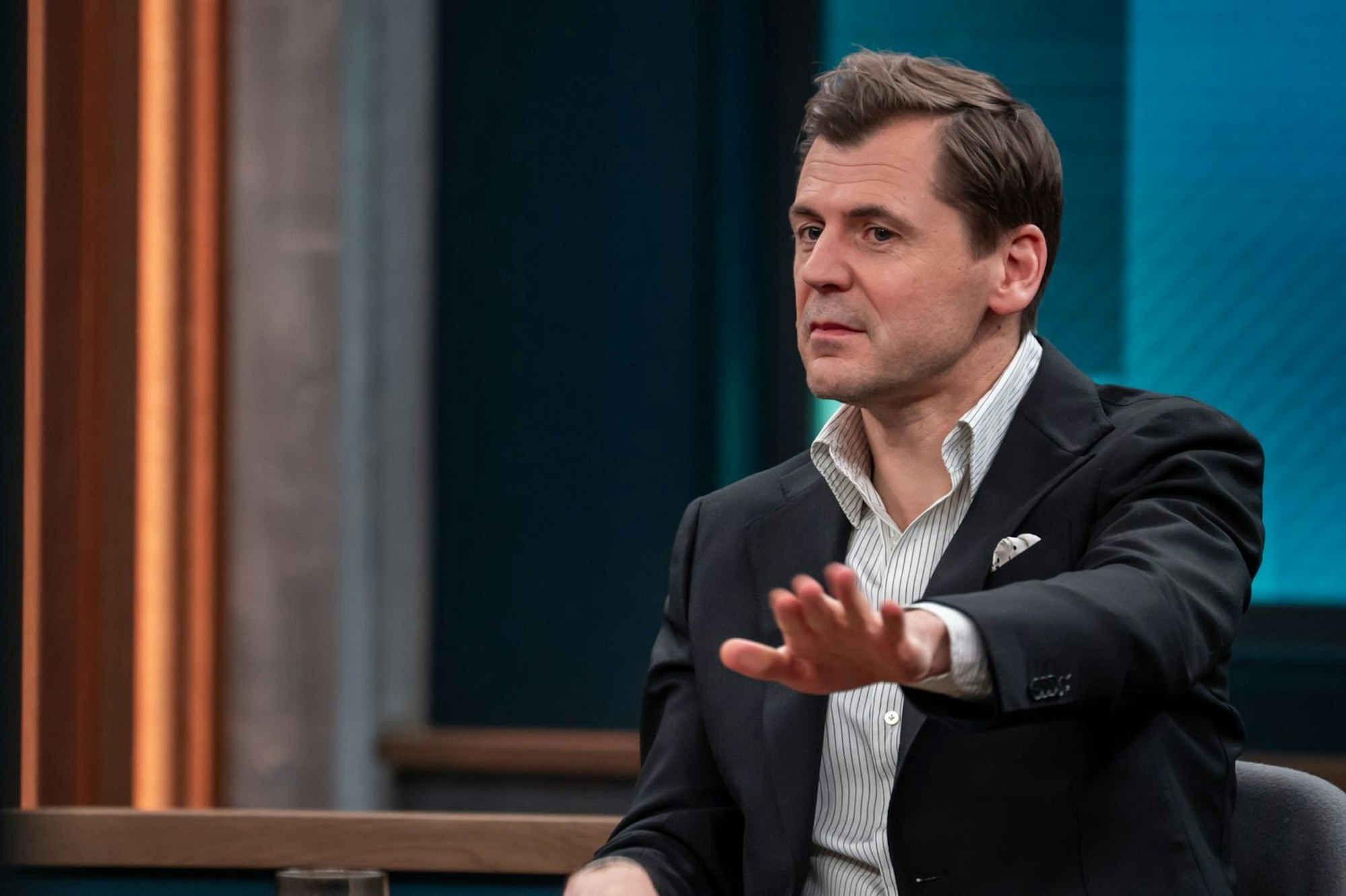 Publizist Daniel Gerlach sieht in der Verhandlungsbereitschaft Teherans eine Verzögerungstaktik. (Bild: ARD / Thomas Ernst)