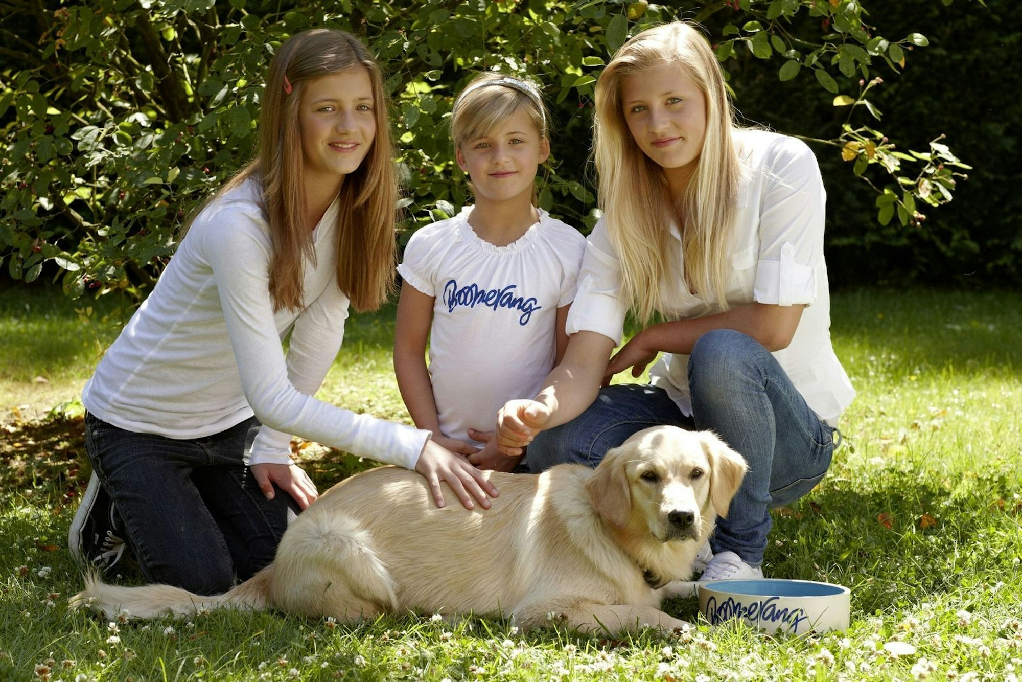 Lilli Schweiger (Bild, links) spielte ihre größte Rolle in der Serie „Die Pfotenbande“. (Bild: 2010 Boomerang)