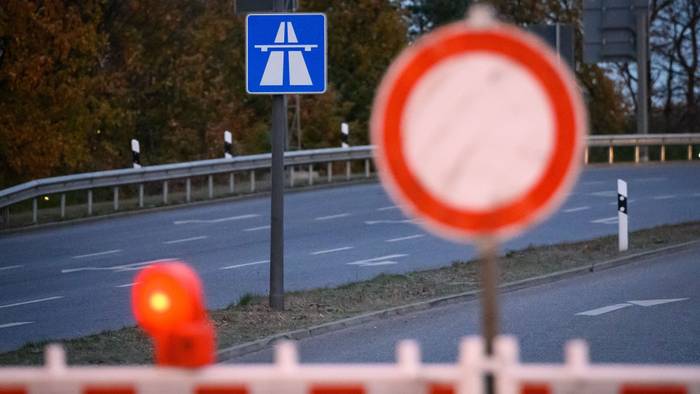 Im Kreuz Köln-Gremberg kommt es zu nächtlichen Sperrungen. (Symbolbild).