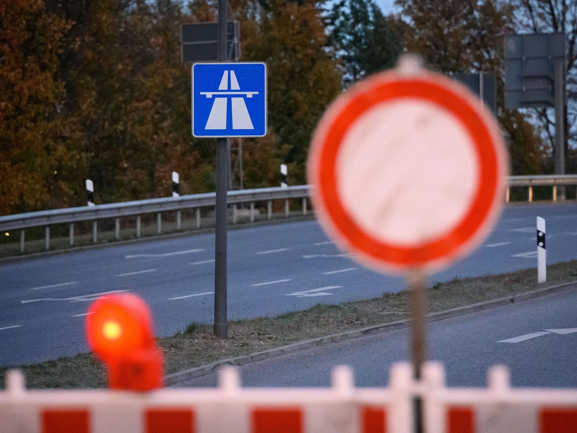 Im Kreuz Köln-Gremberg kommt es zu nächtlichen Sperrungen. (Symbolbild).