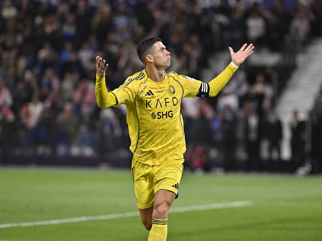 Cristian Ronaldo jubelt im Trikot von Al-Nassr.