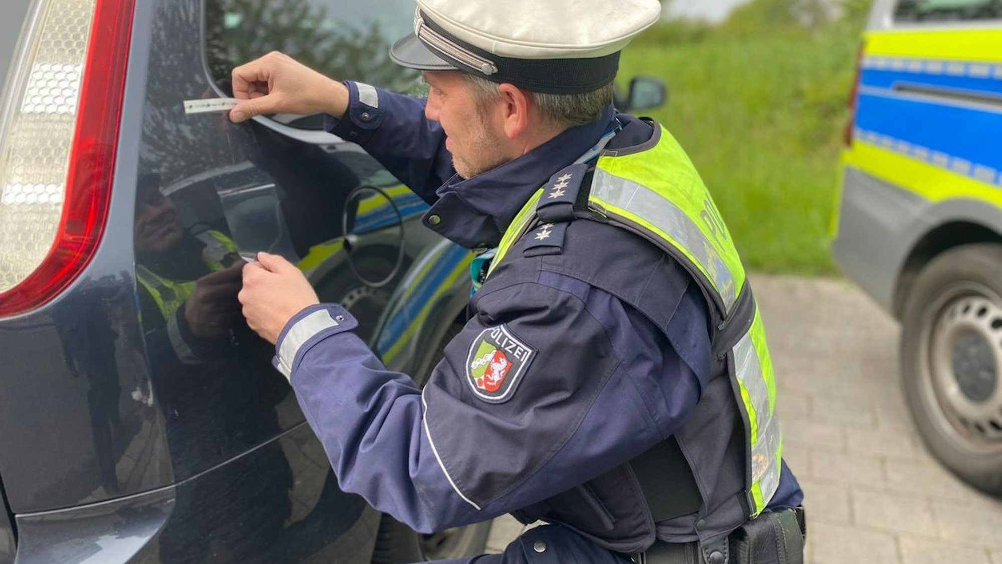 POL-ME: Verkehrsunfallfluchten aus dem Kreisgebiet - 2602013