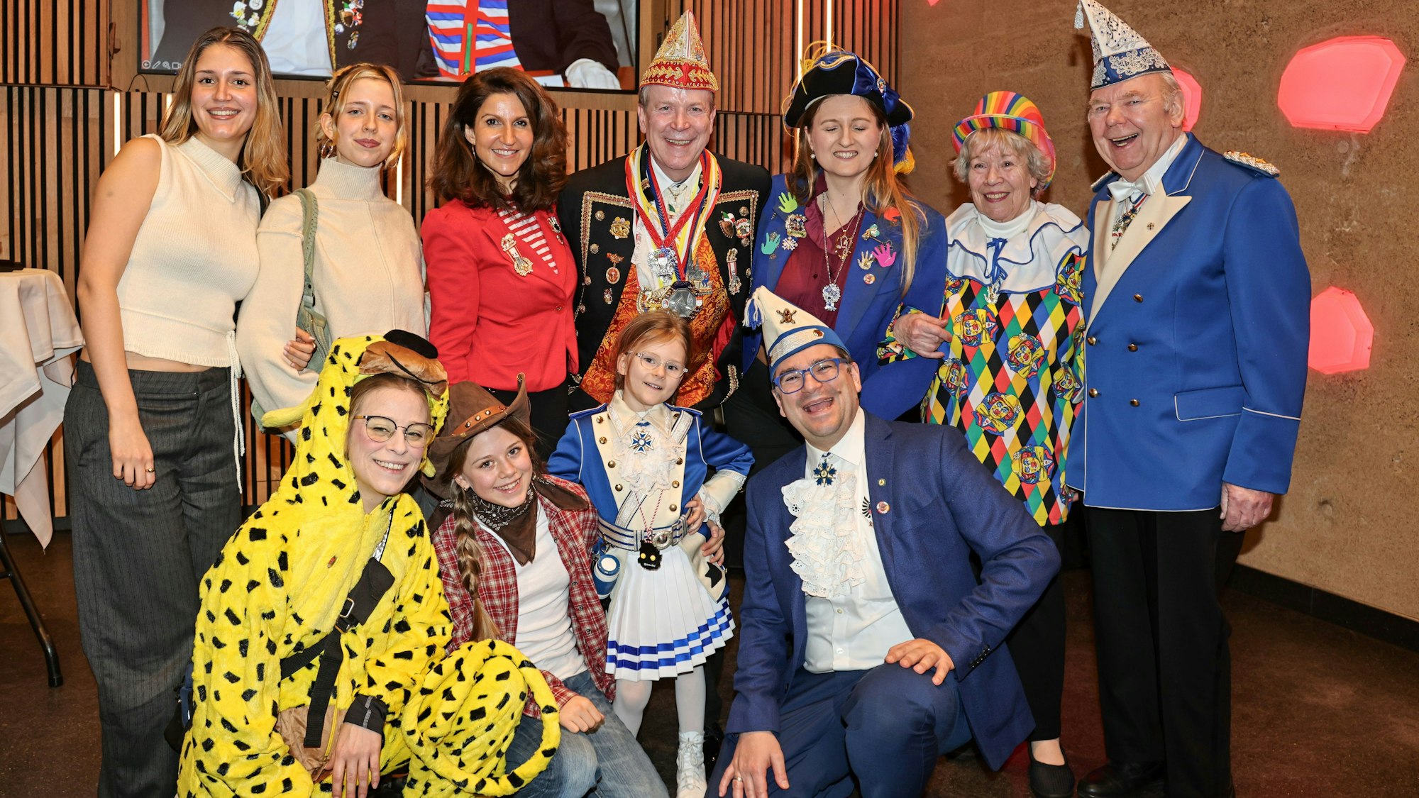 Christoph Kuckelkorn mit seiner Familie.