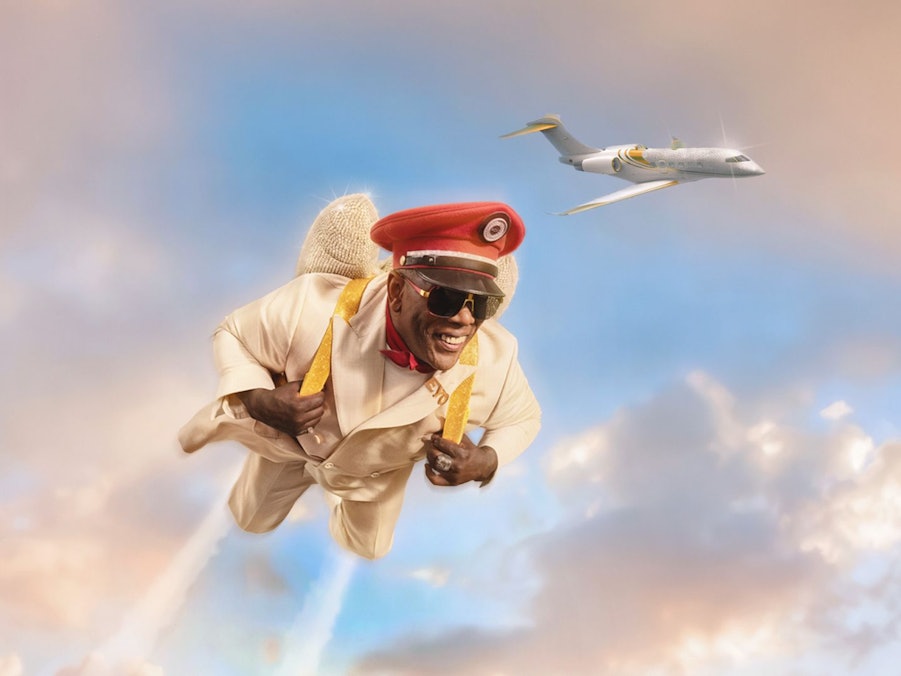 Bruce Lacy, der seit vielen Jahren die Kultfigur Captain Jack verkörpert, ist in der neuen Kampagne als Euro Jack zu sehen