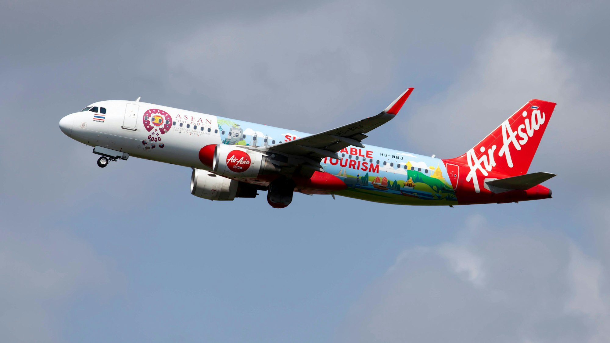 Thai AirAsia Airbus geht in die Luft.