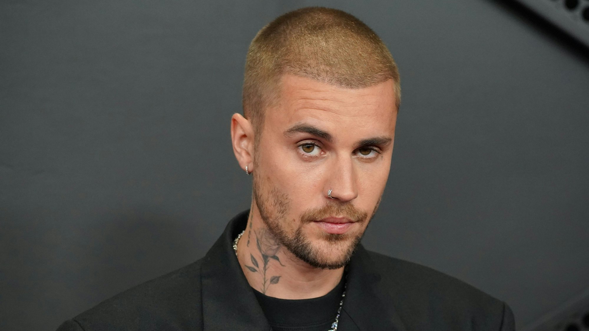 Justin Bieber kommt zu den 68. Grammy Awards