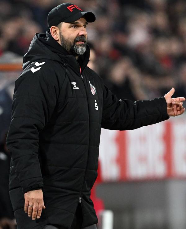 Trainer Stefan Ruthenbeck (1. FC Köln) beim Uefa-Youth-League-Spiel gegen Inter Mailand (1:3) am 4. Februar 2026.
