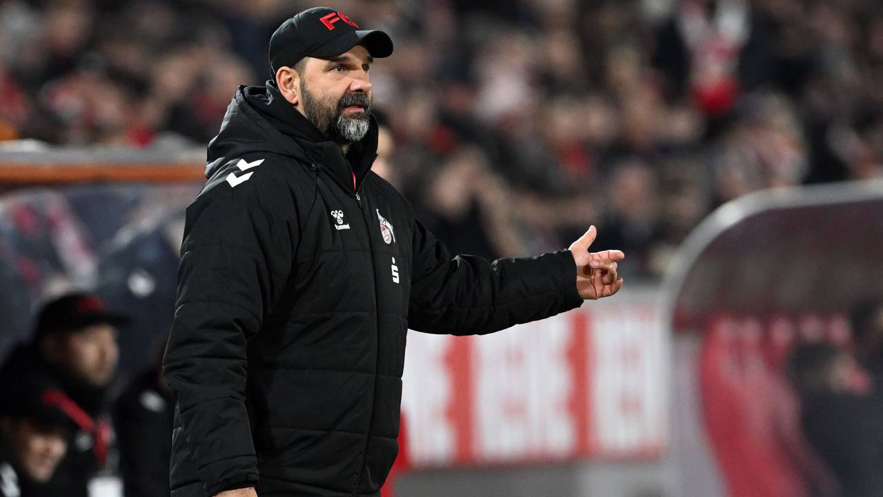 Trainer Stefan Ruthenbeck (1. FC Köln) beim Uefa-Youth-League-Spiel gegen Inter Mailand (1:3) am 4. Februar 2026.