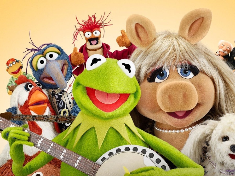 Ein bisschen Anarchie, clevere Gags und die Lust am ganz normalen Wahnsinn des Showbusiness: Wenn die Muppets antreten, dann ist kreativer Wahnsinn das Programm. (Bild: Disney+)