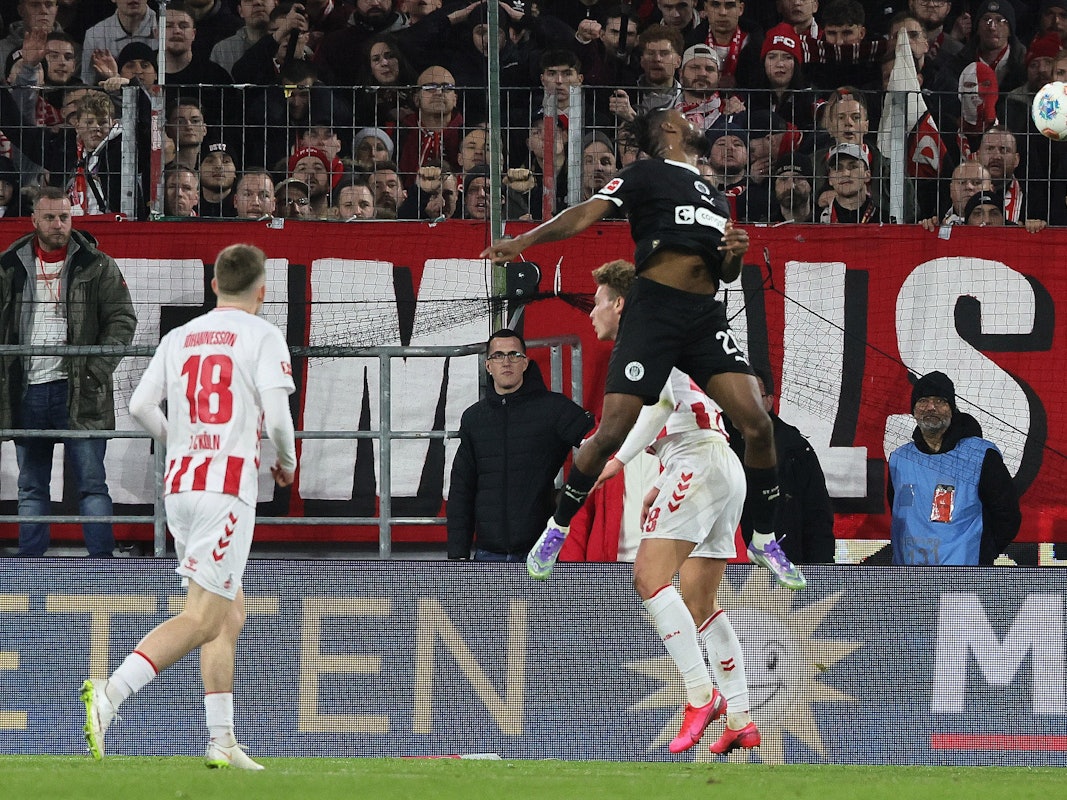 Kopfballtor von Ricky-Jade Jones gegen den 1. FC Köln.