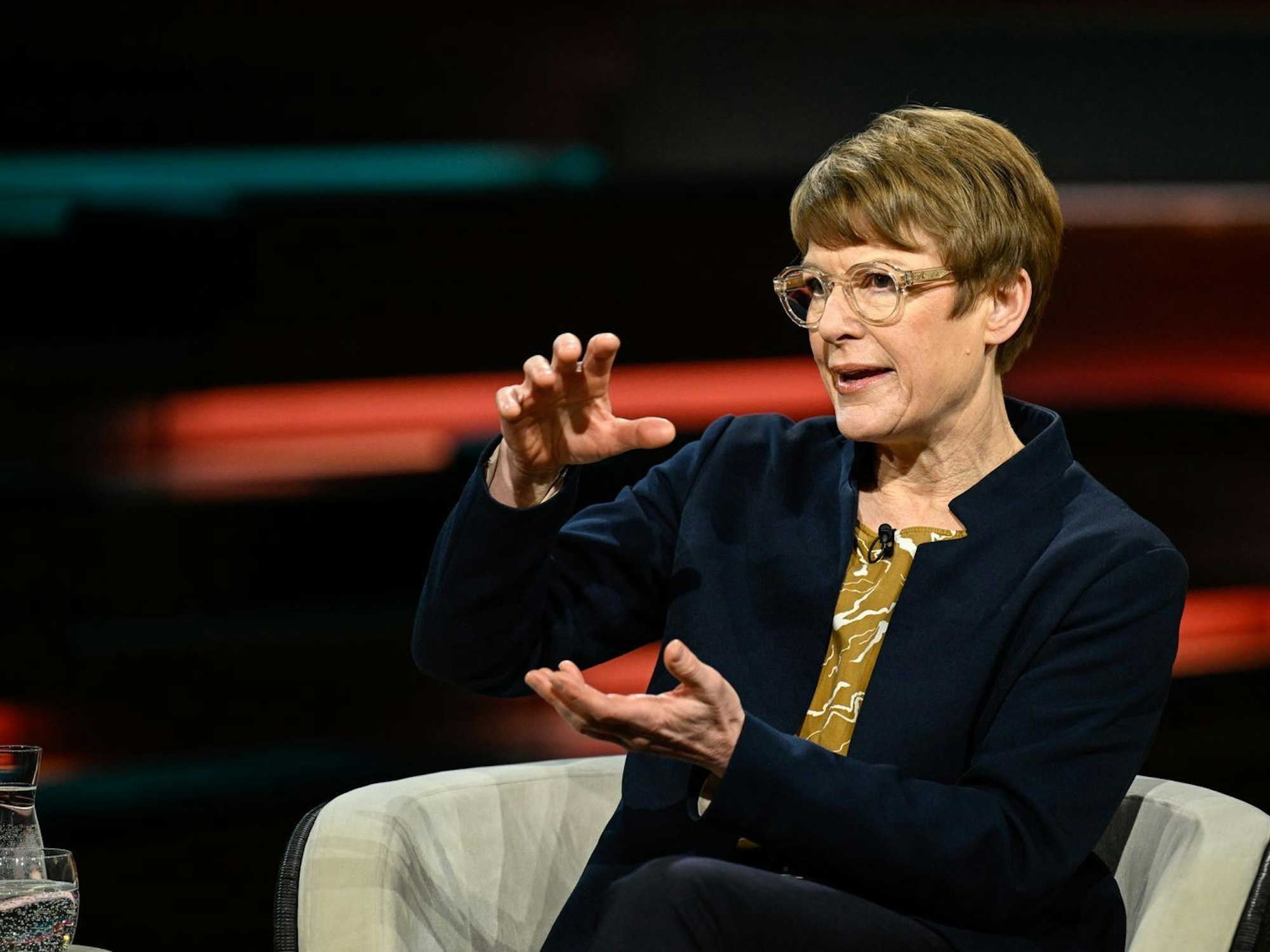 Ökonomin Veronika Grimm zeichnete ein düsteres Bild. (Bild: ZDF / Markus Hertrich)