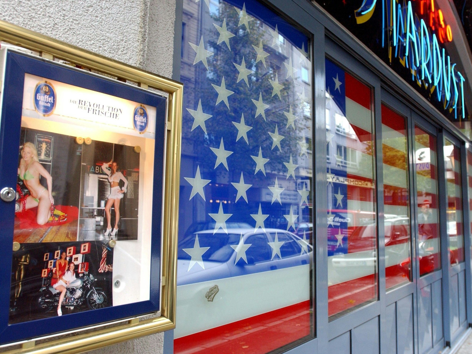stardust
nachtclub und tabledance bar
maastrichter straße
Foto: Stefan Worring
