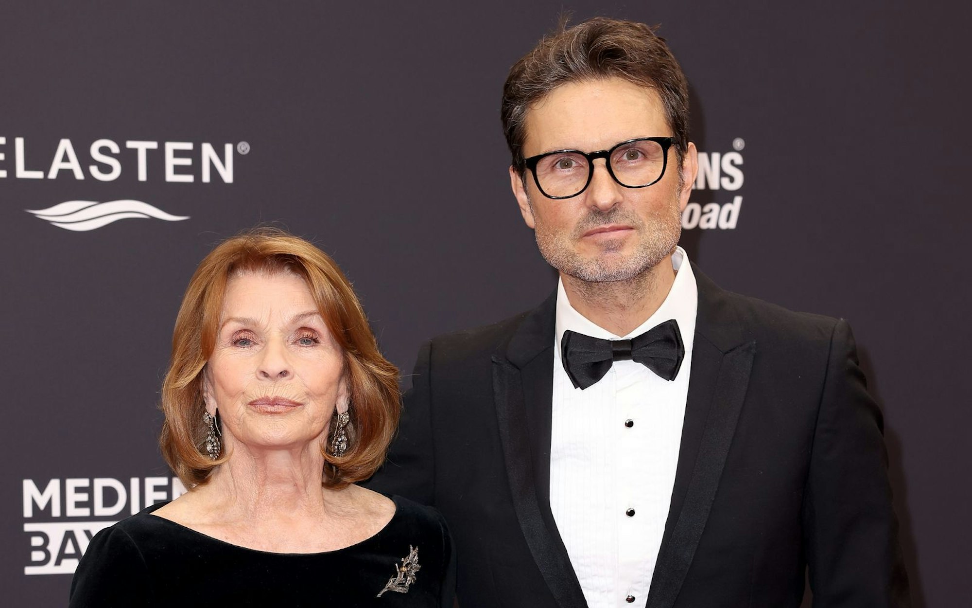 Unter der Regie ihres Sohnes Simon Verhoeven hat Senta Berger den Film „Ach diese Lücke, diese entsetzliche Lücke“ gedreht. Die Romanverfilmung feiert am 27. Januar Premiere. (Bild: 2023 Getty Images/Gerald Matzka)