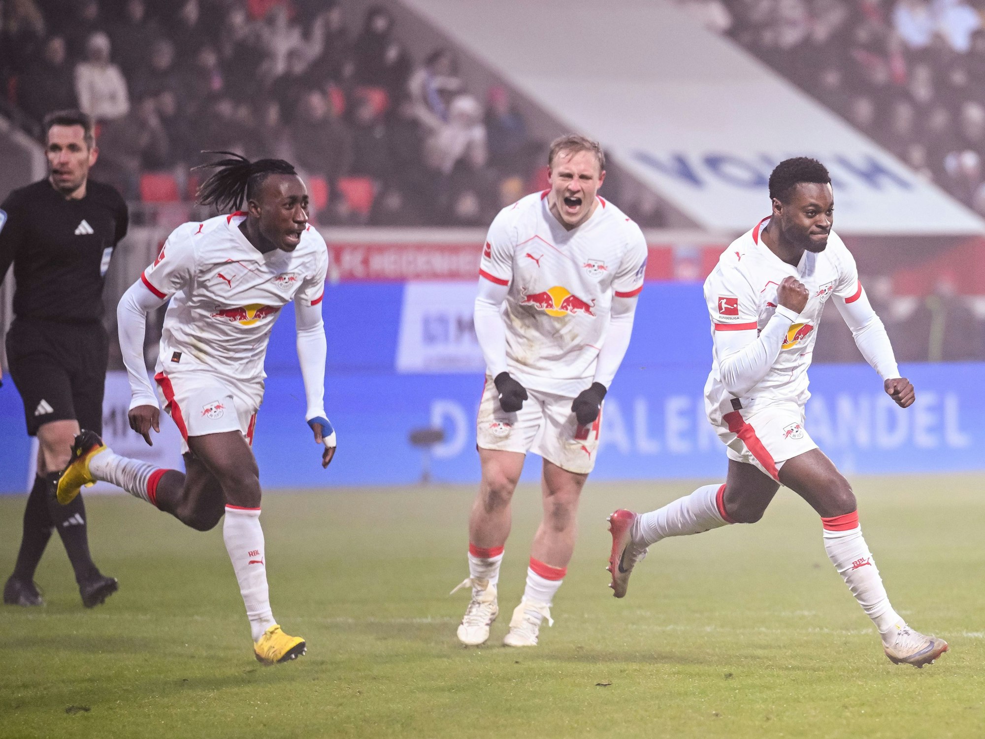 Jubelnde Profis von RB Leipzig