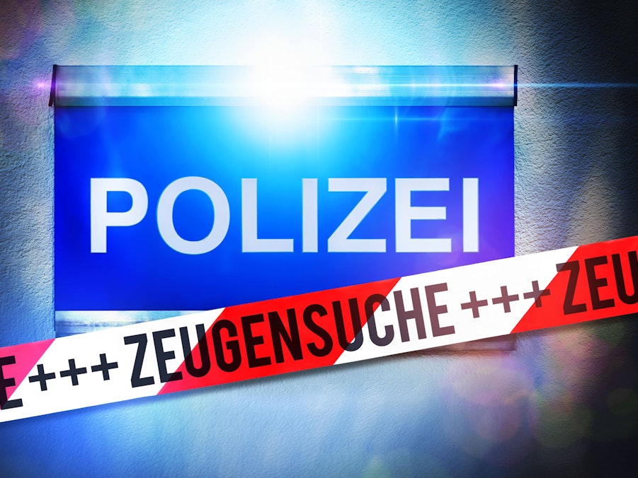Polizei-Hinweis, Blaulicht, Absperrband mit Zeugensuche