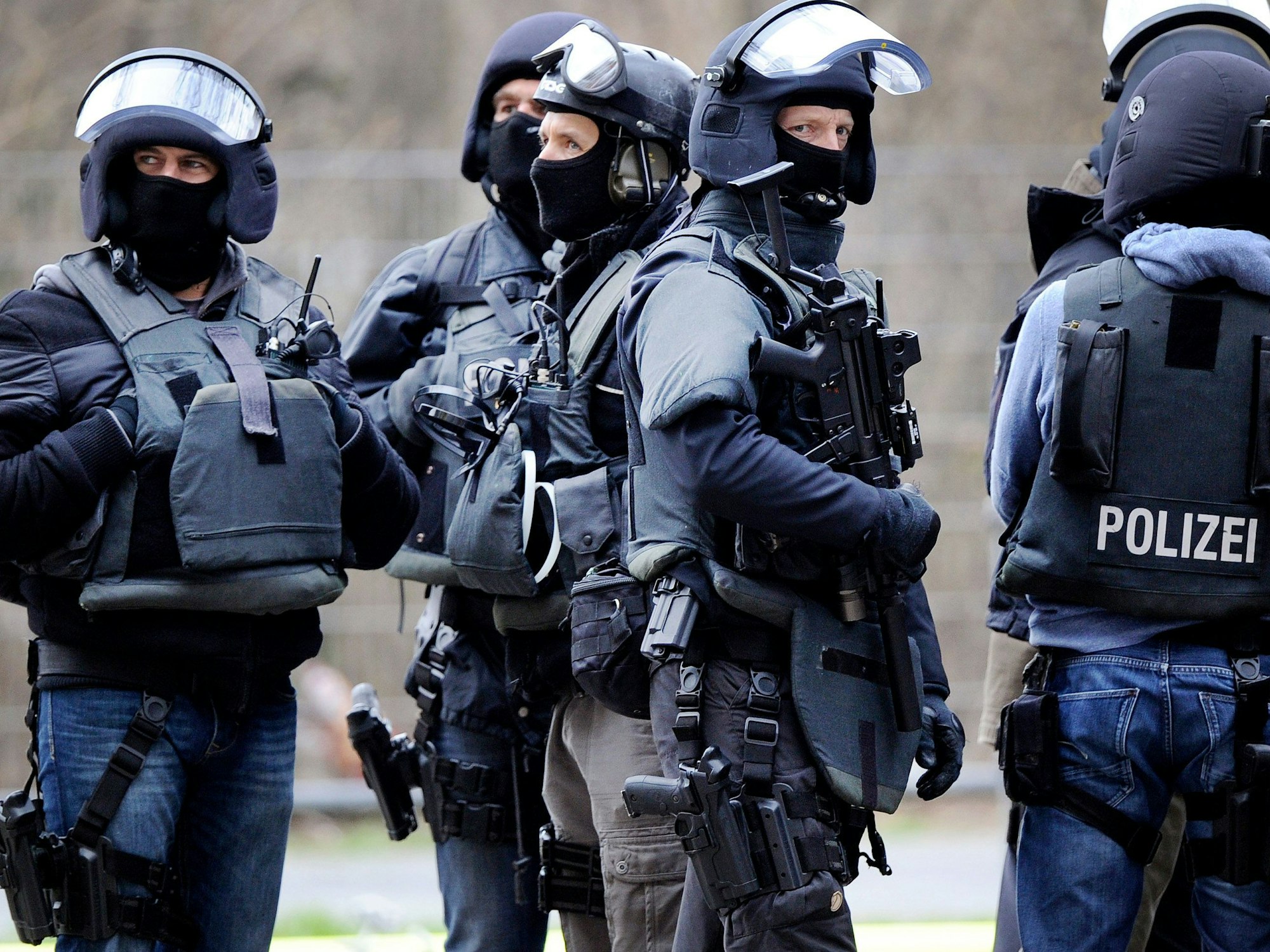 Mitglieder eines Spezialeinsatzkommandos (SEK) der Polizei.