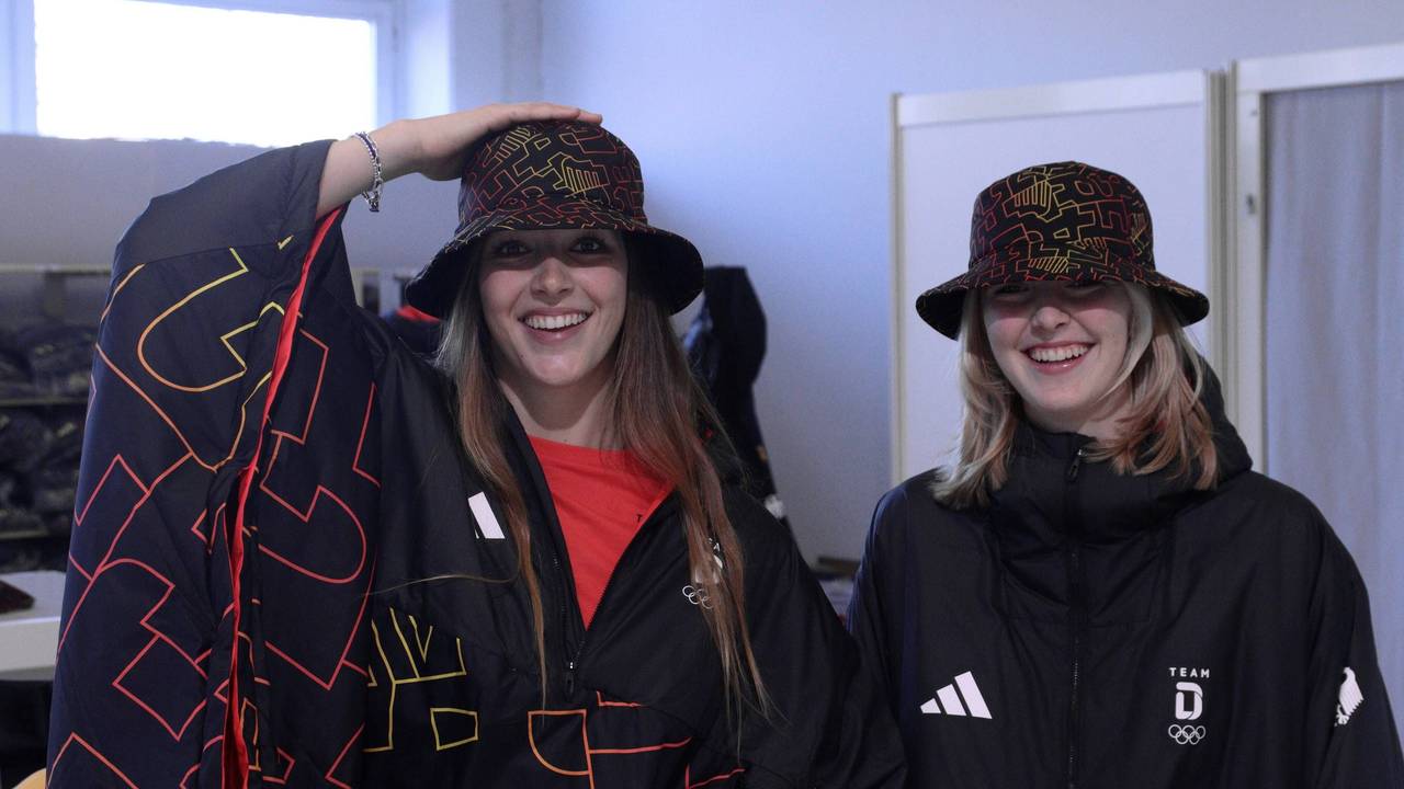 Leilani Ettel und Kona Ettel in Outfits