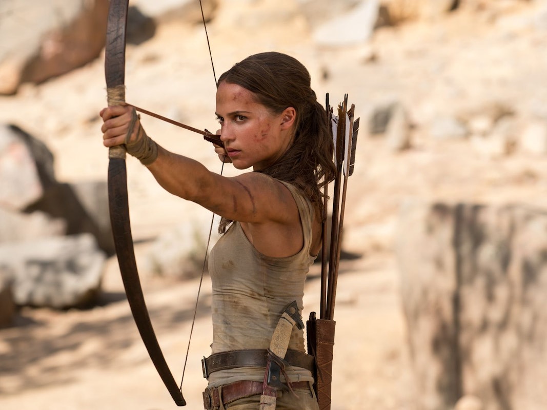Lara Croft (Alicia Vikander) macht sich sieben Jahre nach seinem Verschwinden auf die Suche nach ihrem Vater. (Bild: RTL / © 2018 Warner Bros. Entertainment Inc. and Metro-Goldwyn-Mayer Pictures Inc.)