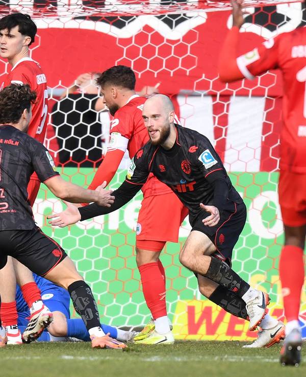 Torjubel bei Fortuna Köln.